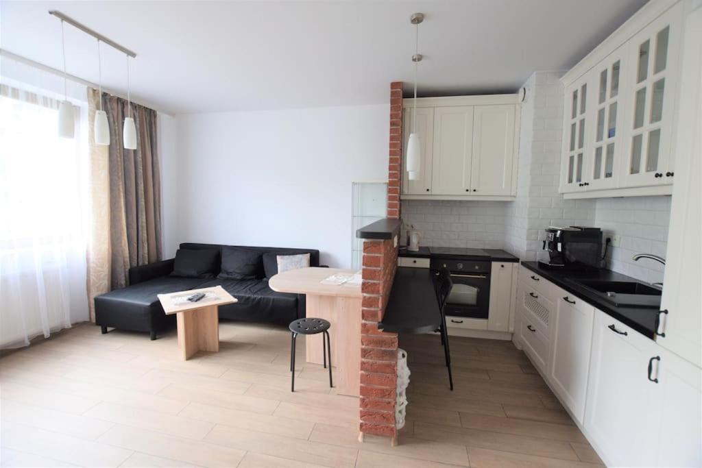 Apartament Z Podziemnym Parkingiem Ulica Wroclawska Krakov Exteriér fotografie